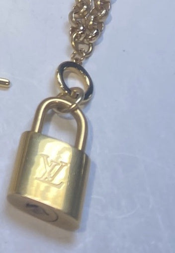 Authentic  Louis Vuitton Lock toggle necklace