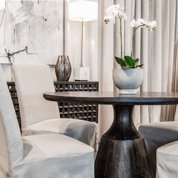 Oliver Dining Table